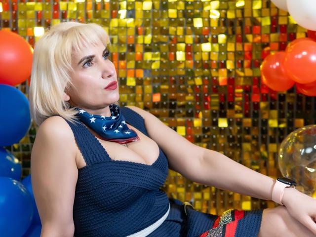 GiuliaAddams - Live porn &amp; sex cam - 26003349