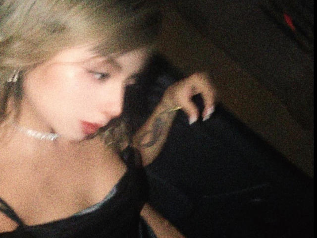 SofiaFoxx - Live porn &amp; sex cam - 26005313