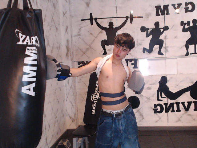 ElyanMatheus - Sexe cam en vivo - 26005797