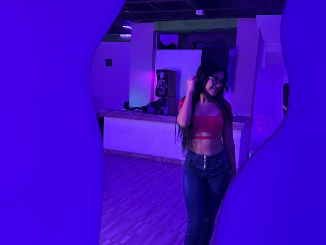 EstrellaHoott - Live sex cam - 26007469