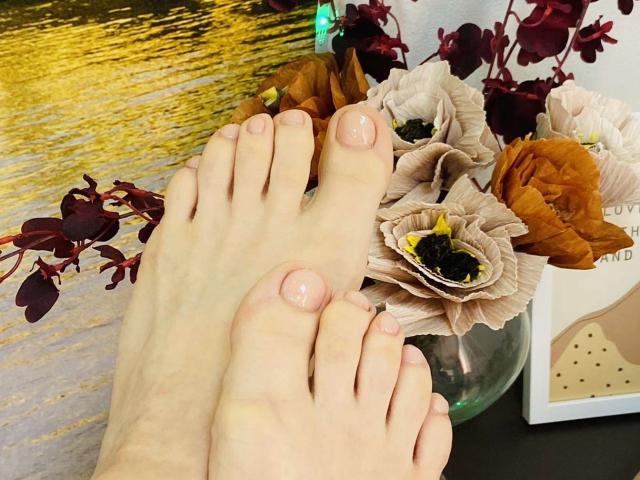 KarKutie - Live sexe cam - 26009477