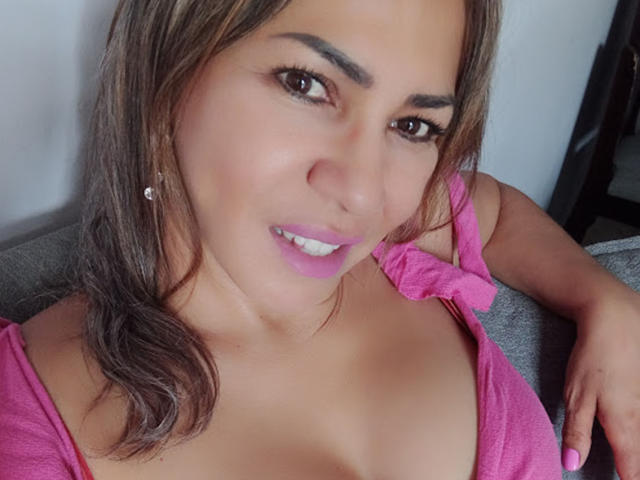 BrigiteWalsh - Live sexe cam - 26010201