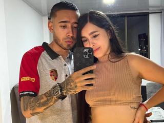ZoeAndJames - Live sex cam - 26010889