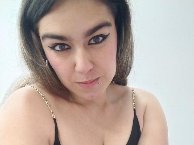 TaylorNova - Live sexe cam - 26012421