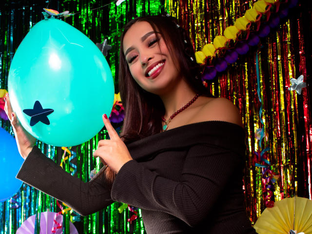 DulcineaRossie - Live sex cam - 26012621