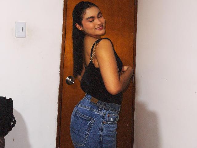 MiiaPalmer - Live sex cam - 26013581