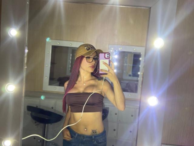 ValeryHarllow - Live porno og sexkamera - 26017409