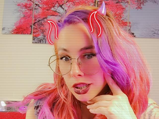 NatashaLau - Live sex cam - 26018041