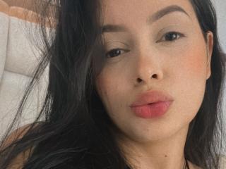 EmilyParkerr - Live sex cam - 26020777
