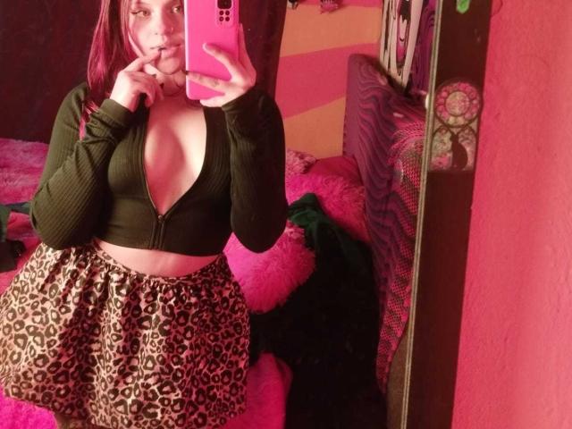 SophieHill - Live porn &amp; sex cam - 26021109