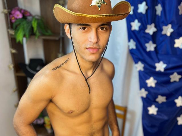DereckStorm - Live sex cam - 26023817