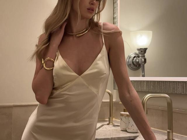 TheHottestBlonde - Live porno og sexkamera - 26024197