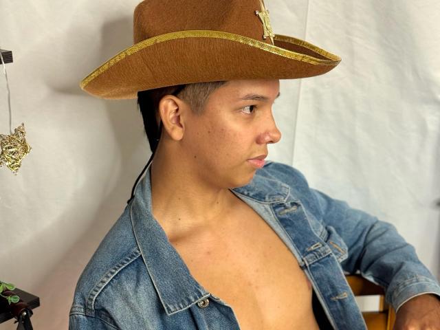 EdwinBlaze - Live sex cam - 26024285