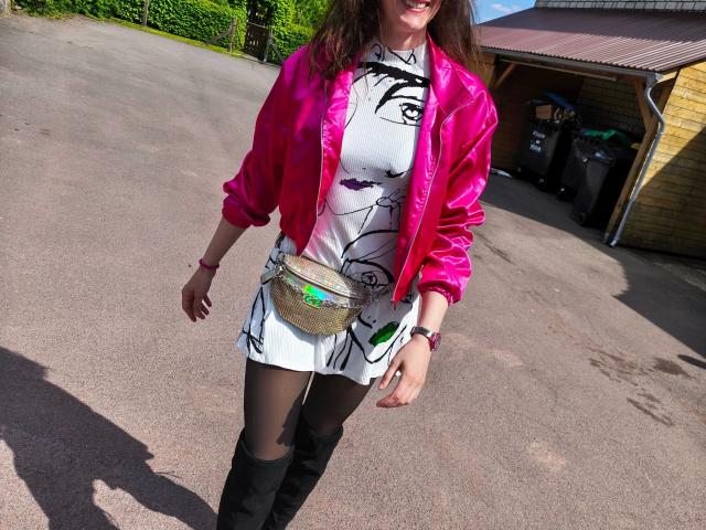 LucieDeluxe-hot - Sexe cam en vivo - 26024405