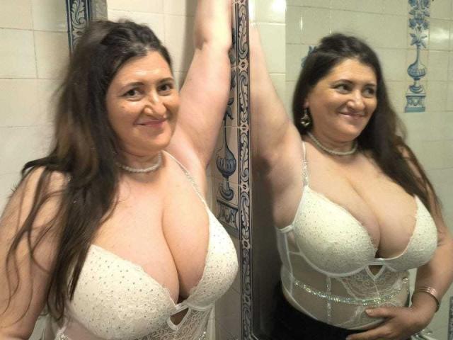 BlissSophia - сексуальная веб-камера в реальном времени - 26024437