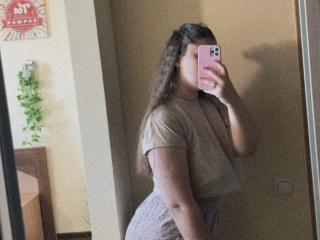 Madrinia - Live sex cam - 26026337