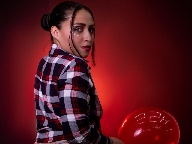 AliceBlackx - Live sex cam - 26027593