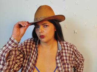 ZafiroYeux - Live porn & sex cam - 26030957