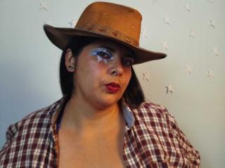 ZafiroYeux - Live porn &amp; sex cam - 26031013