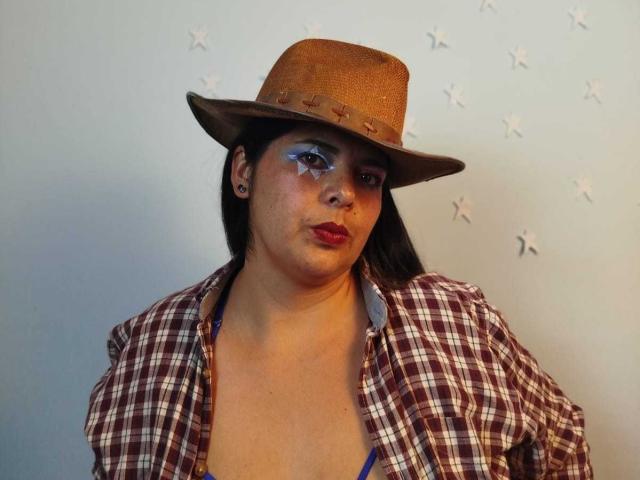 ZafiroYeux - Sexe cam en vivo - 26031021