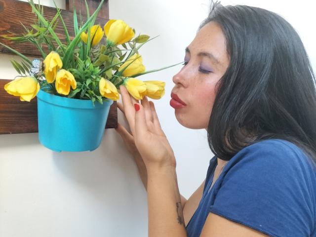 NikkieMilky - Sexe cam en vivo - 26031253