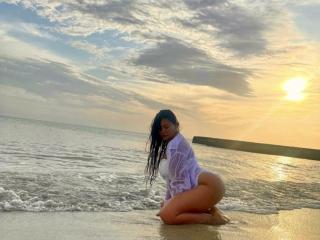 AlessandraMalory - Live Sex Cam - 26037889