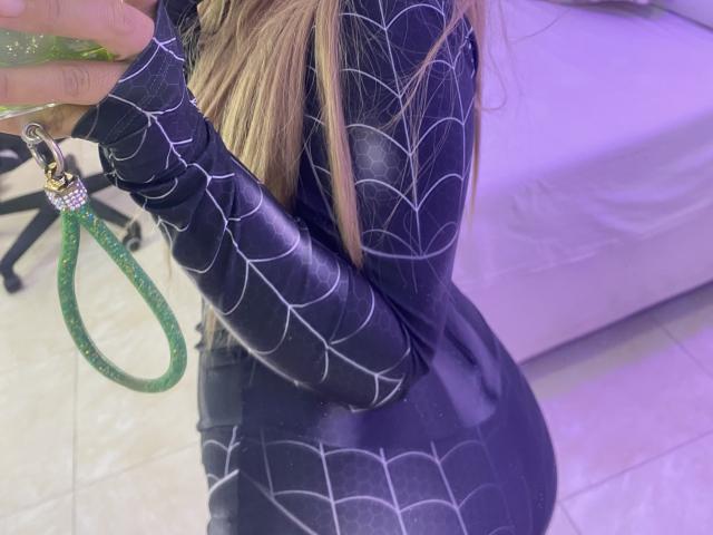 CarlaMiceli - Live sexe cam - 26039149