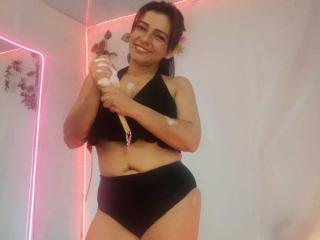 CarollMiiss - Live porn &amp; sex cam - 26040069