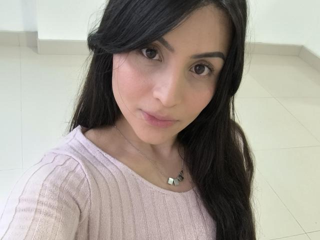SaraWestt - Live porn &amp; sex cam - 26040457
