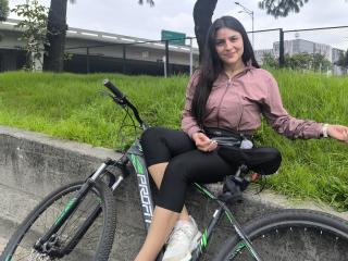 SaraWestt - Live porn &amp; sex cam - 26040473