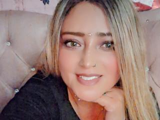 AlessadraJones - Live Sex Cam - 26040661