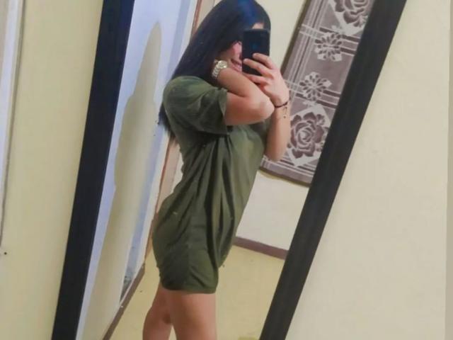 LucieMilner - Élő pornó és szexkamera - 26043481