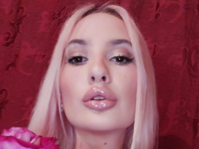 ElzaKomx - Sexe cam en vivo - 26046341