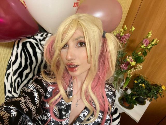 ElzaKomx - Sexe cam en vivo - 26046389