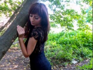BettyBliss - Live cam nude with a so-so figure Hot babe 