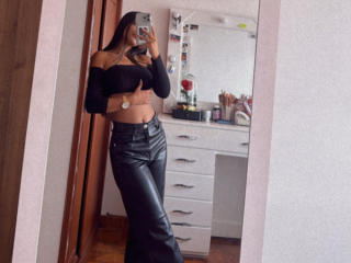ThaliaAres - Live sex cam - 26049189