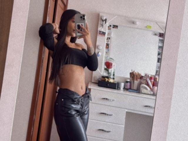 ThaliaAres - Live sex cam - 26049193