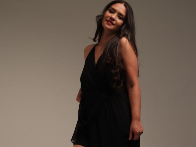 TheresaLarson - Live porn &amp; sex cam - 26052173