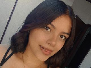 EmilyRobeerts - Sexe cam en vivo - 26053325