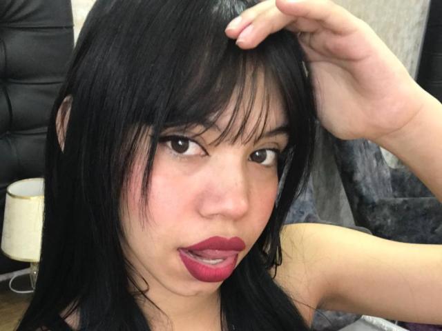 EmaGarces - Live porn &amp; sex cam - 26053345