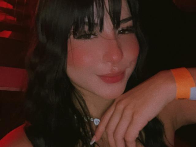 GraceClarke - Live sex cam - 26055801