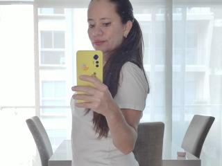 CharllotI - פורנו בשידור חי ומצלמת סקס - 26057165