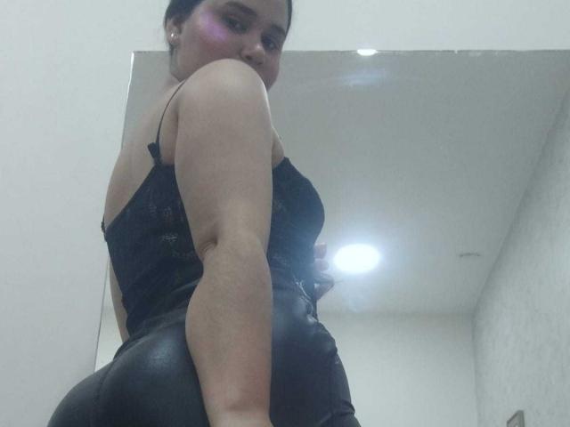 DanTaylor - Live porn &amp; sex cam - 26059985