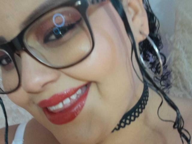 MelannieCarter - Live sex cam - 26069085