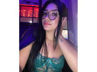 CamilaVerone - Live sex cam - 26072229