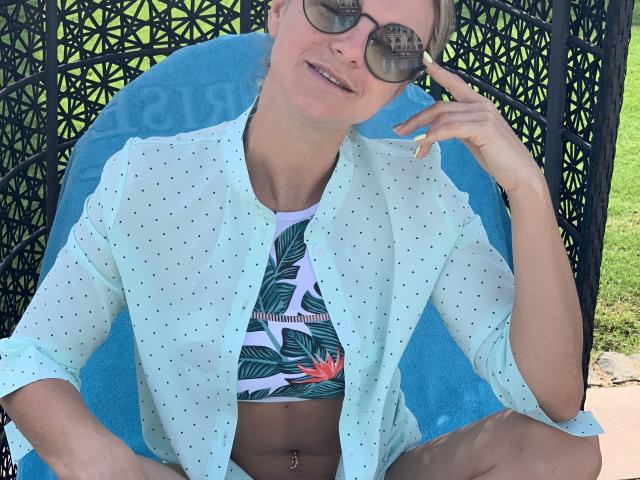 BelleLisaG - Camera khiêu dâm &amp; quyến rũ trực tiếp - 26072569