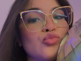 CamilaSofiia - Live Sex Cam - 26075833