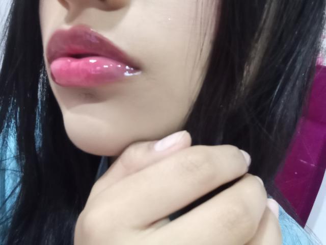 OdettePrincess - Live sex cam - 26076373