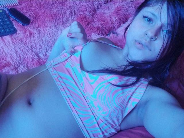 SophieHill - Live porn &amp; sex cam - 26079465