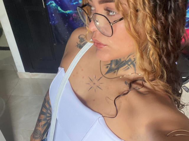 kyraX - Sexe cam en vivo - 26081205